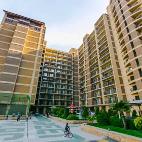 In Baku 150.0 m² apartment is for rent - Image 2