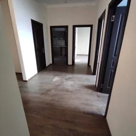 In Baku 80.0 m² apartment is for sale - Image 3