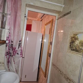 In Baku 65.0 m² house with 2.0 rooms is for rent - Image 5