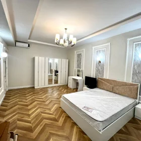 In Baku 150.0 m² apartment is for rent - Image 4