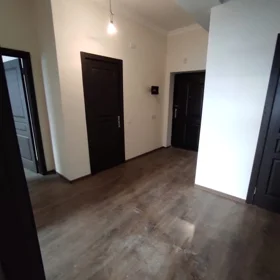 In Baku 80.0 m² apartment is for sale - Image 4