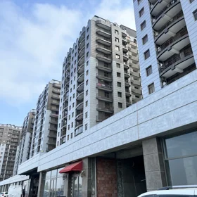 In Baku nan m² apartment is for sale - Image 2