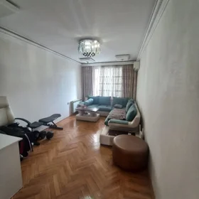In Baku 60.0 m² apartment is for sale