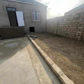 In nan 100.0 m² house with 3.0 rooms is for sale - Image 4