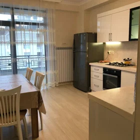 In Baku 86.0 m² apartment is for rent - Image 5