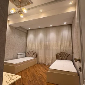 In Baku 142.0 m² apartment is for rent - Image 5