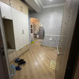 In Baku 71.0 m² apartment is for sale - Image 3