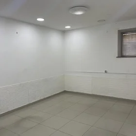 In Baku 80.0 m² commercial is for rent - Image 5