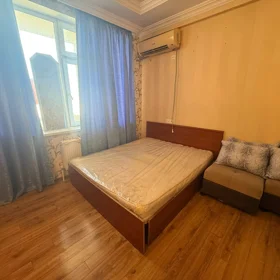 In Baku 70.0 m² apartment is for sale - Image 4