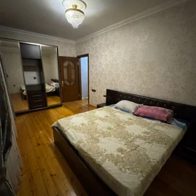 In Baku 85.0 m² apartment is for rent - Image 2