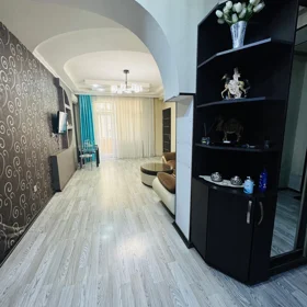 In Baku 67.0 m² apartment is for rent - Image 3