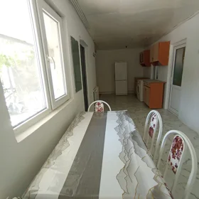 In Baku 70.0 m² house with 3.0 rooms is for rent