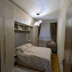 In Baku 70.0 m² apartment is for sale - Image 4