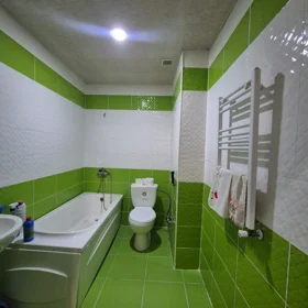 In Baku 130.0 m² apartment is for rent - Image 2