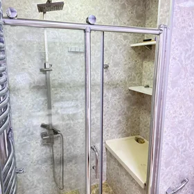 In Baku 110.0 m² apartment is for rent - Image 3