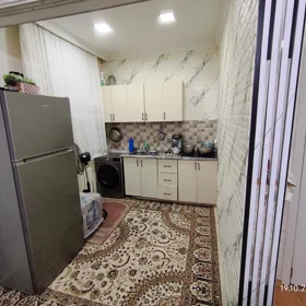 In Baku 51.0 m² house with 3.0 rooms is for sale - Image 2