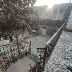 In nan 330.0 m² house with 11.0 rooms is for sale