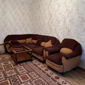 In Baku 82.0 m² apartment is for rent - Image 2