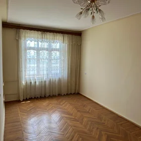 In Baku 60.0 m² apartment is for sale