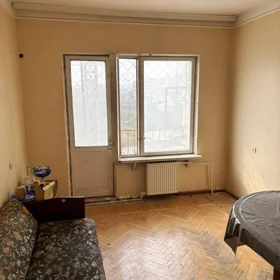 In Baku 105.0 m² apartment is for sale - Image 3