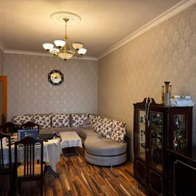 In Baku 200.0 m² house with 5.0 rooms is for sale - Image 4