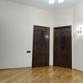 In Khirdalan 130.0 m² apartment is for sale - Image 3