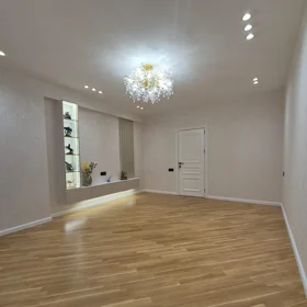 In Baku 110.0 m² apartment is for sale - Image 3