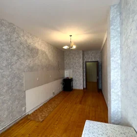 In Baku 102.0 m² apartment is for sale - Image 5