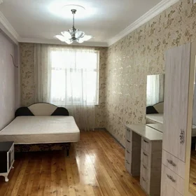 In Baku 90.0 m² apartment is for sale - Image 4