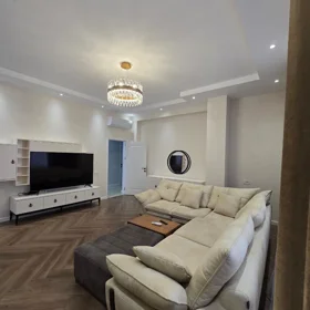 In Baku 114.0 m² apartment is for rent - Image 2