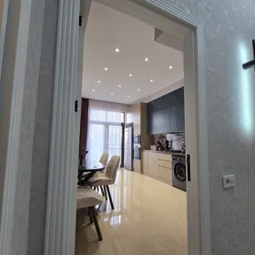 In Baku 114.0 m² apartment is for rent - Image 4