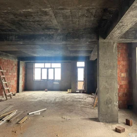 In Baku 125.0 m² apartment is for sale - Image 5