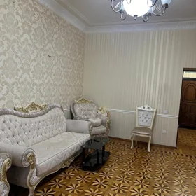 In Baku 65.0 m² apartment is for sale - Image 2