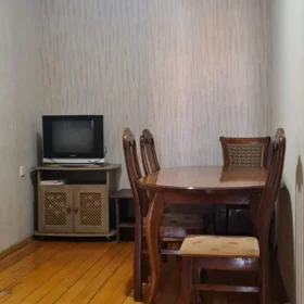 In Baku 85.0 m² apartment is for rent - Image 2