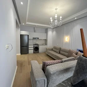 In Baku 110.0 m² apartment is for rent - Image 2