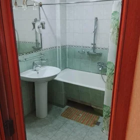 In Baku 85.0 m² apartment is for rent - Image 4