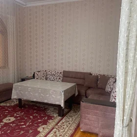 In Baku 75.0 m² house with 3.0 rooms is for rent - Image 4