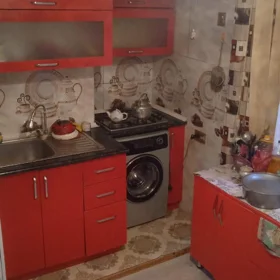 In Baku 65.0 m² apartment is for sale - Image 4