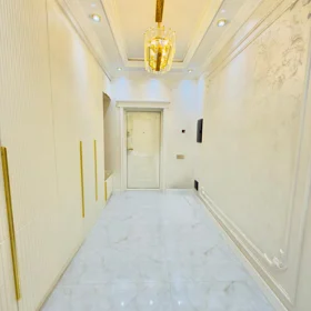 In Baku 165.0 m² apartment is for sale - Image 2