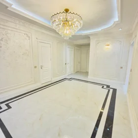 In Baku 165.0 m² apartment is for sale - Image 5