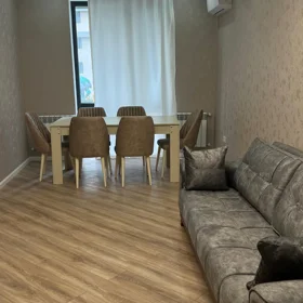 In Baku 82.0 m² apartment is for rent - Image 2