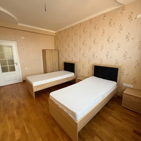 Baku-da 180.0 m2 mənzil kirayə verilir - Şəkil 5