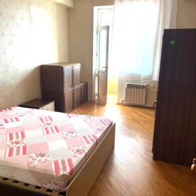 In Baku 92.0 m² apartment is for rent - Image 3