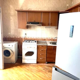 In Baku 92.0 m² apartment is for rent - Image 5