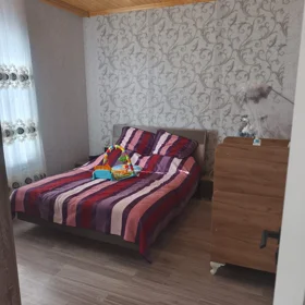 In nan 100.0 m² house with 4.0 rooms is for sale - Image 4