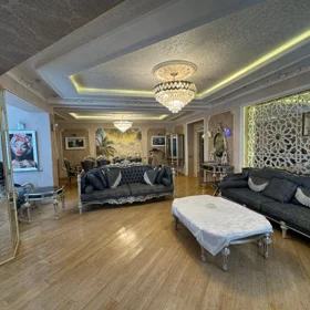 In Baku 140.0 m² apartment is for rent - Image 4