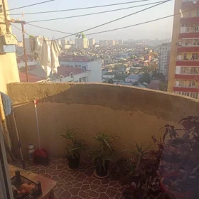 In Baku 70.0 m² apartment is for rent