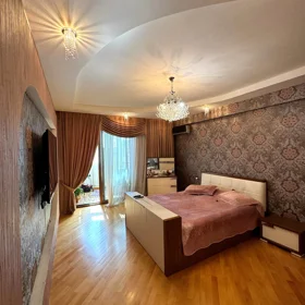 In Baku 85.0 m² apartment is for sale - Image 4