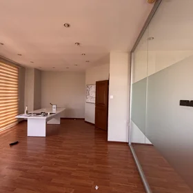 Baku-da 125.0 m2 ofis kirayə verilir - Şəkil 3