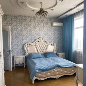 In Baku 150.0 m² apartment is for sale - Image 2